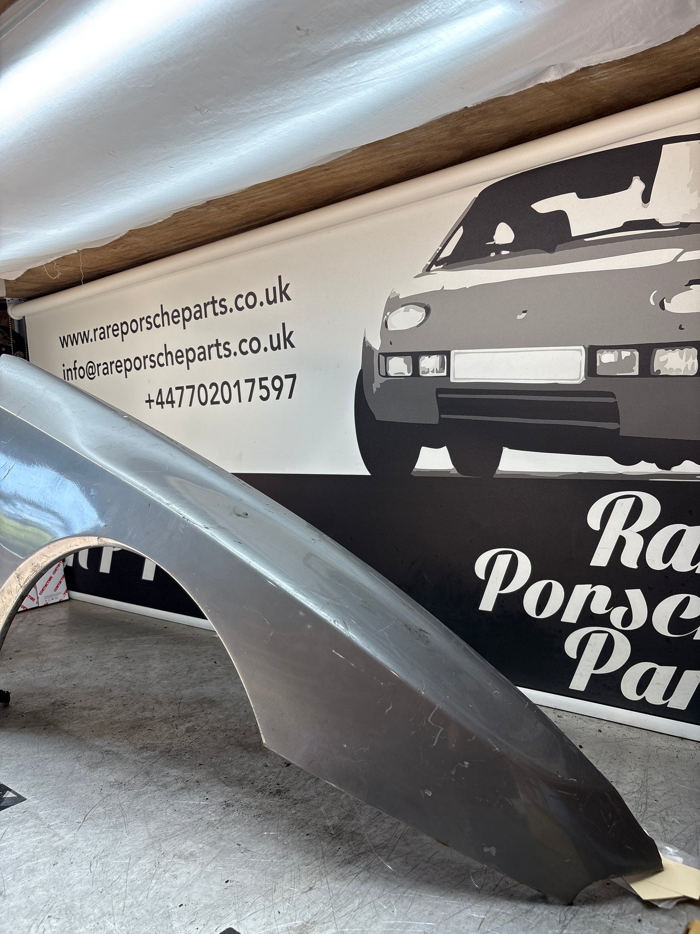 Porsche 944, early front right wing, in need of repair