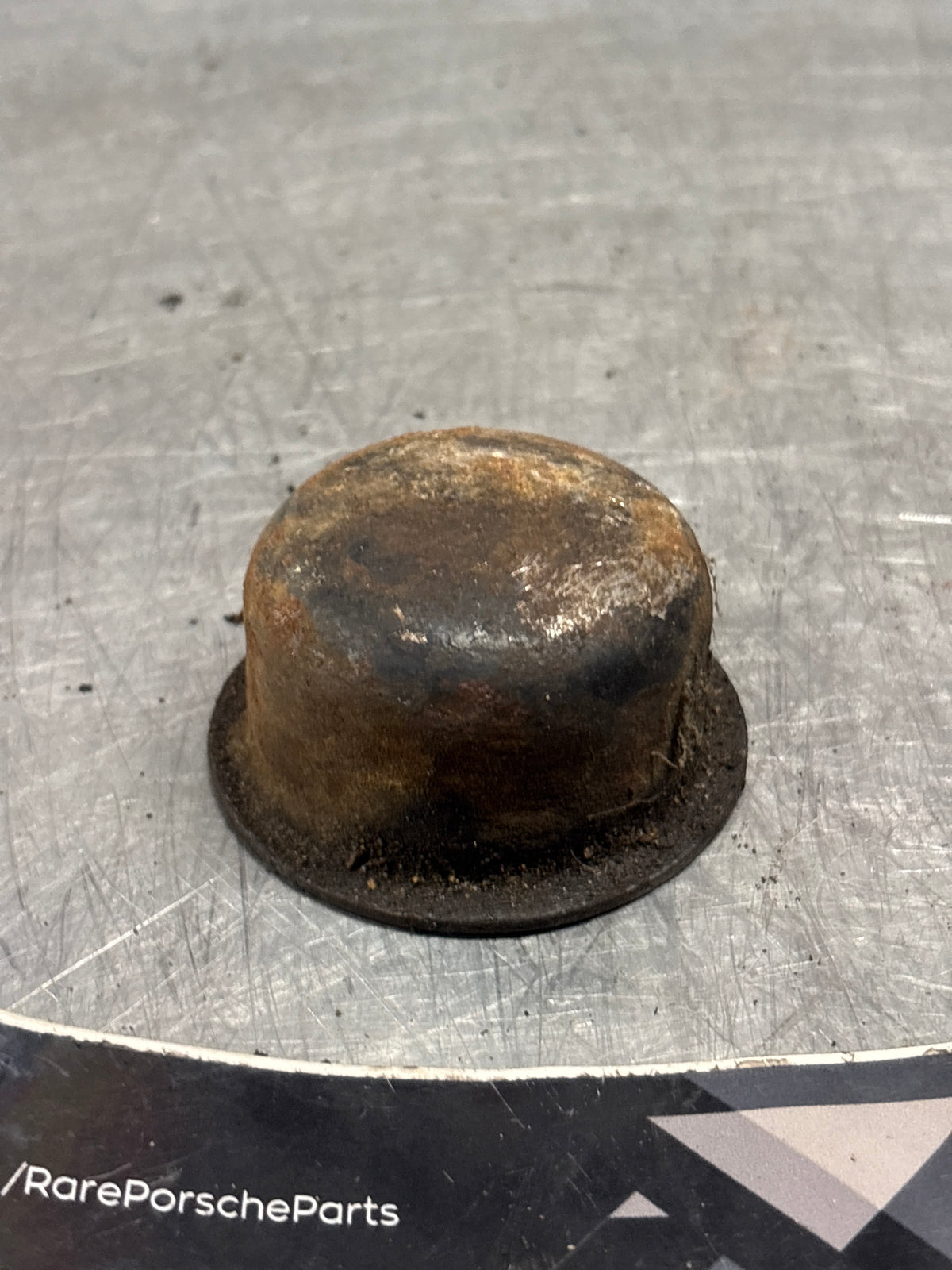 Porsche 914 wheel hub cap, used 91434168400