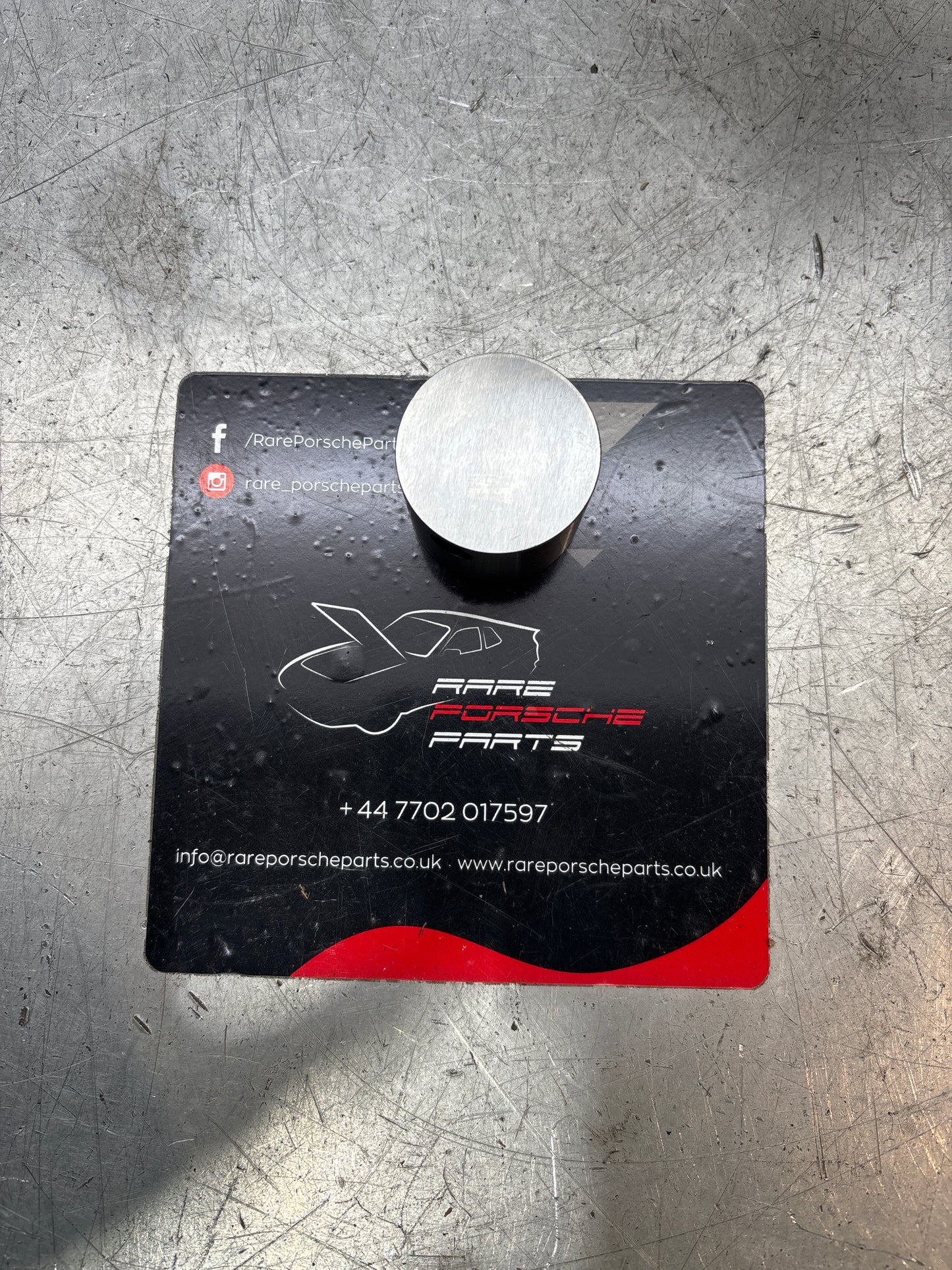 Porsche 924 2.0 cam follower 046109311 new