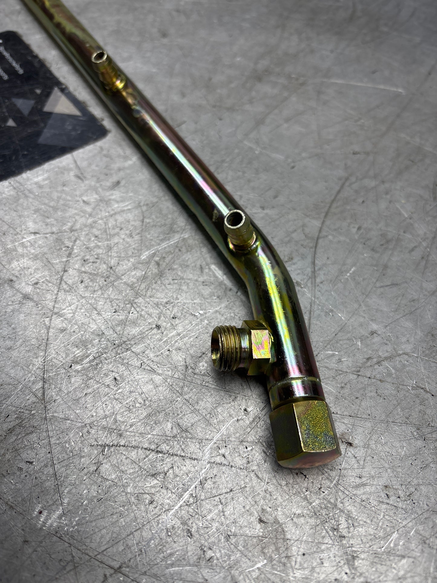 Porsche 928 fuel tube right, refurbished 92811008003