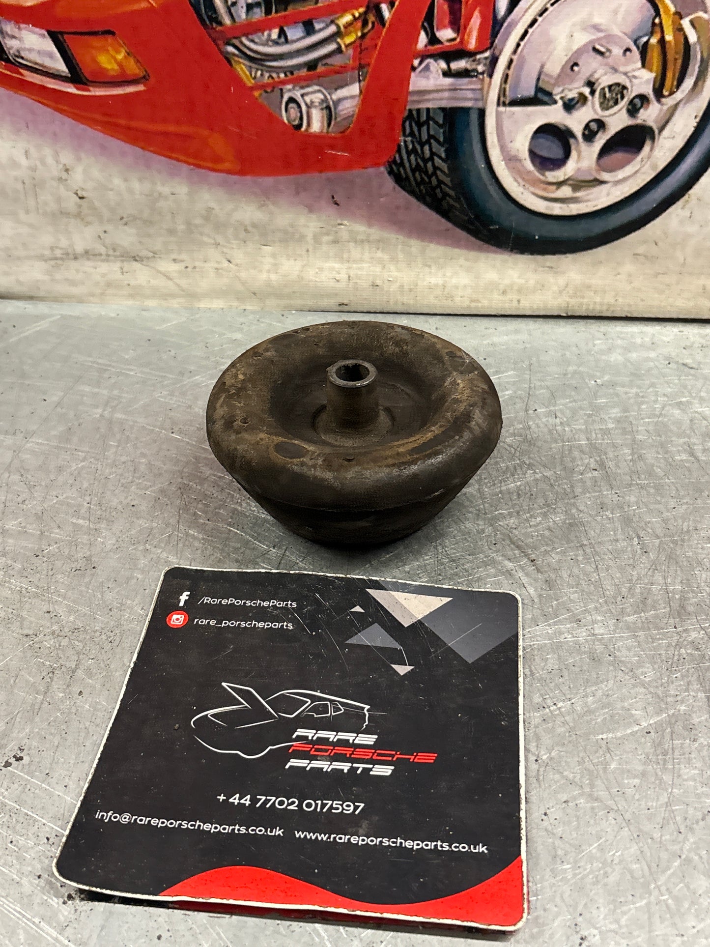 Porsche 928 rear shock absorber supporting rubber, used 92833304301