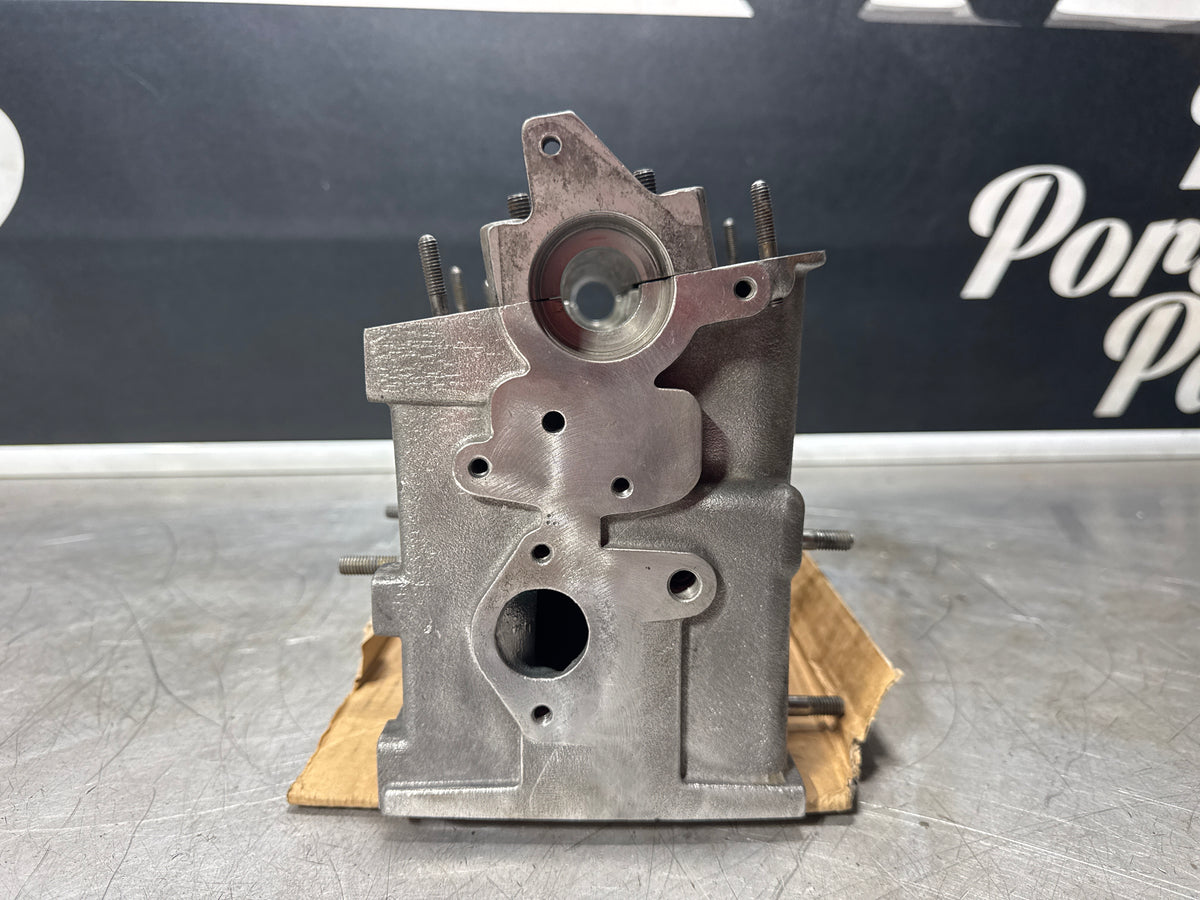 Porsche 924 Turbo reconditioned cylinder head without camshaft 9311043013R