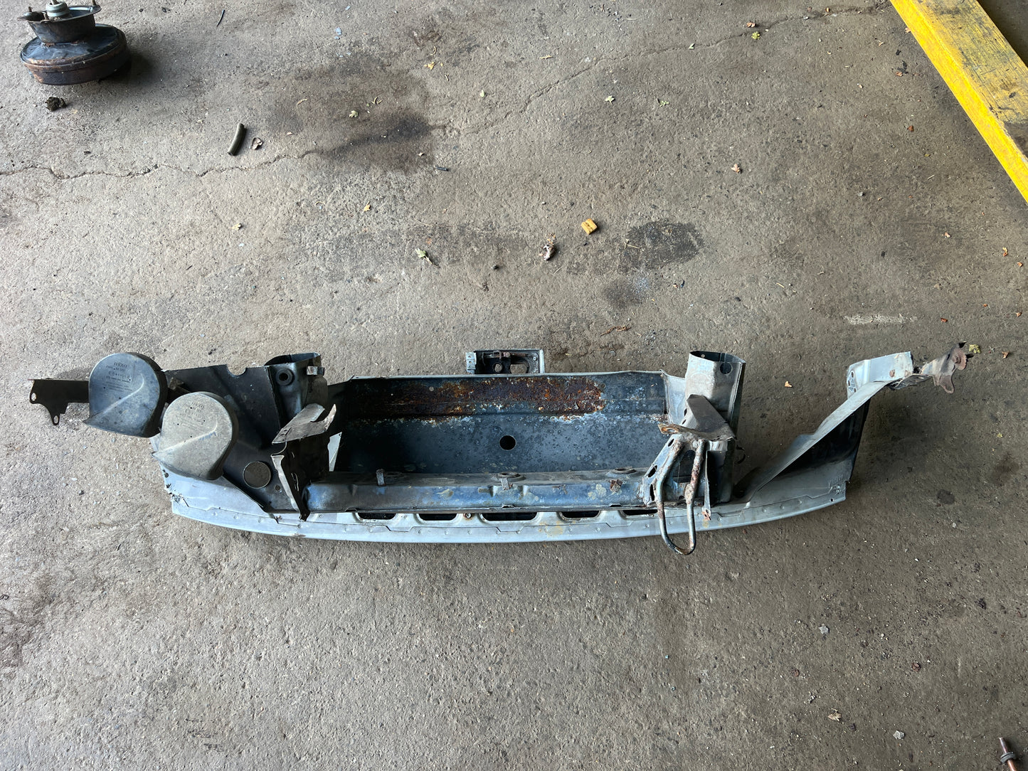 Porsche 924 Turbo front panel, badge panel used 477805593A