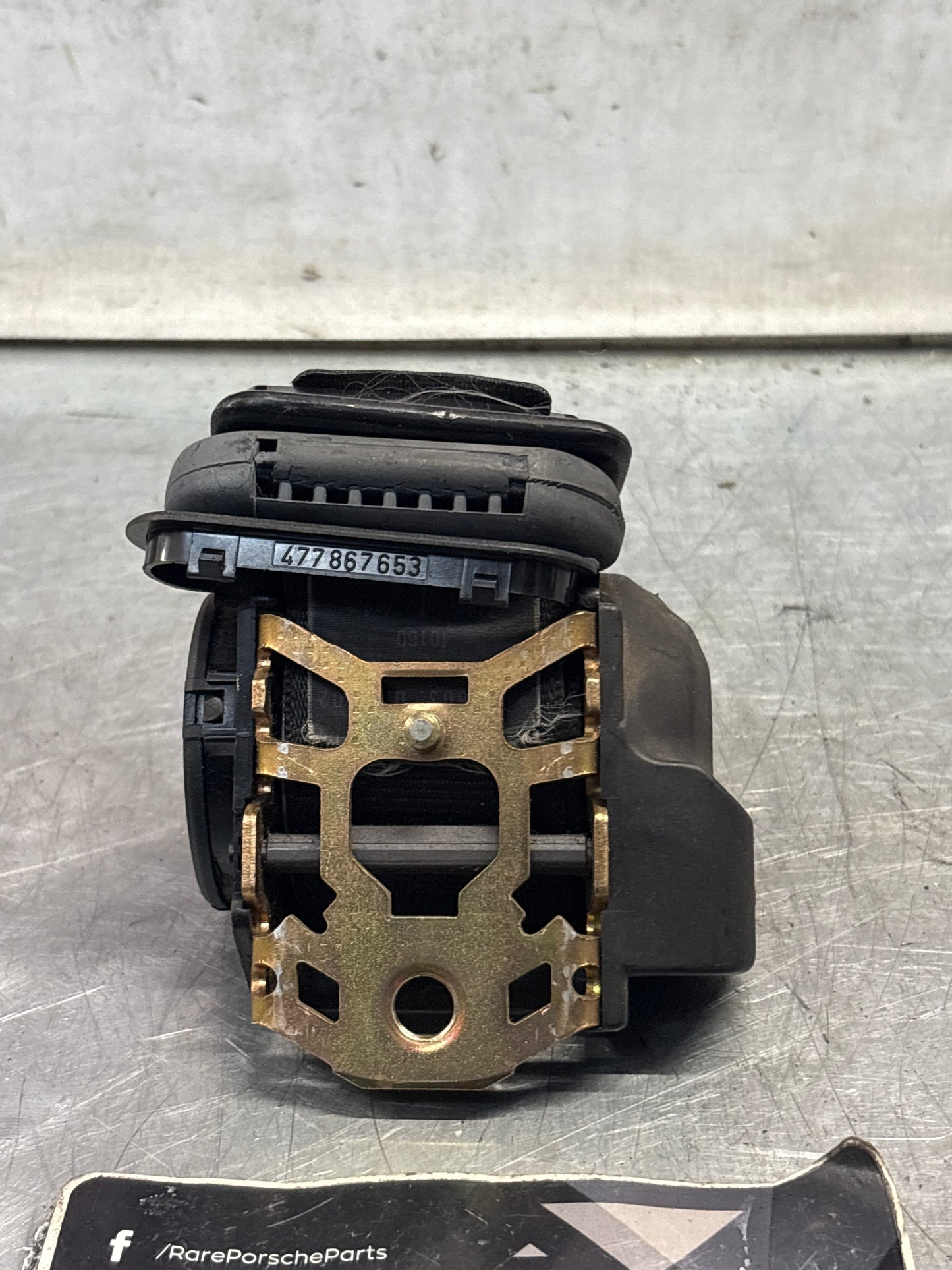 Porsche 924 944 right rear seat belt, 94580302202, used