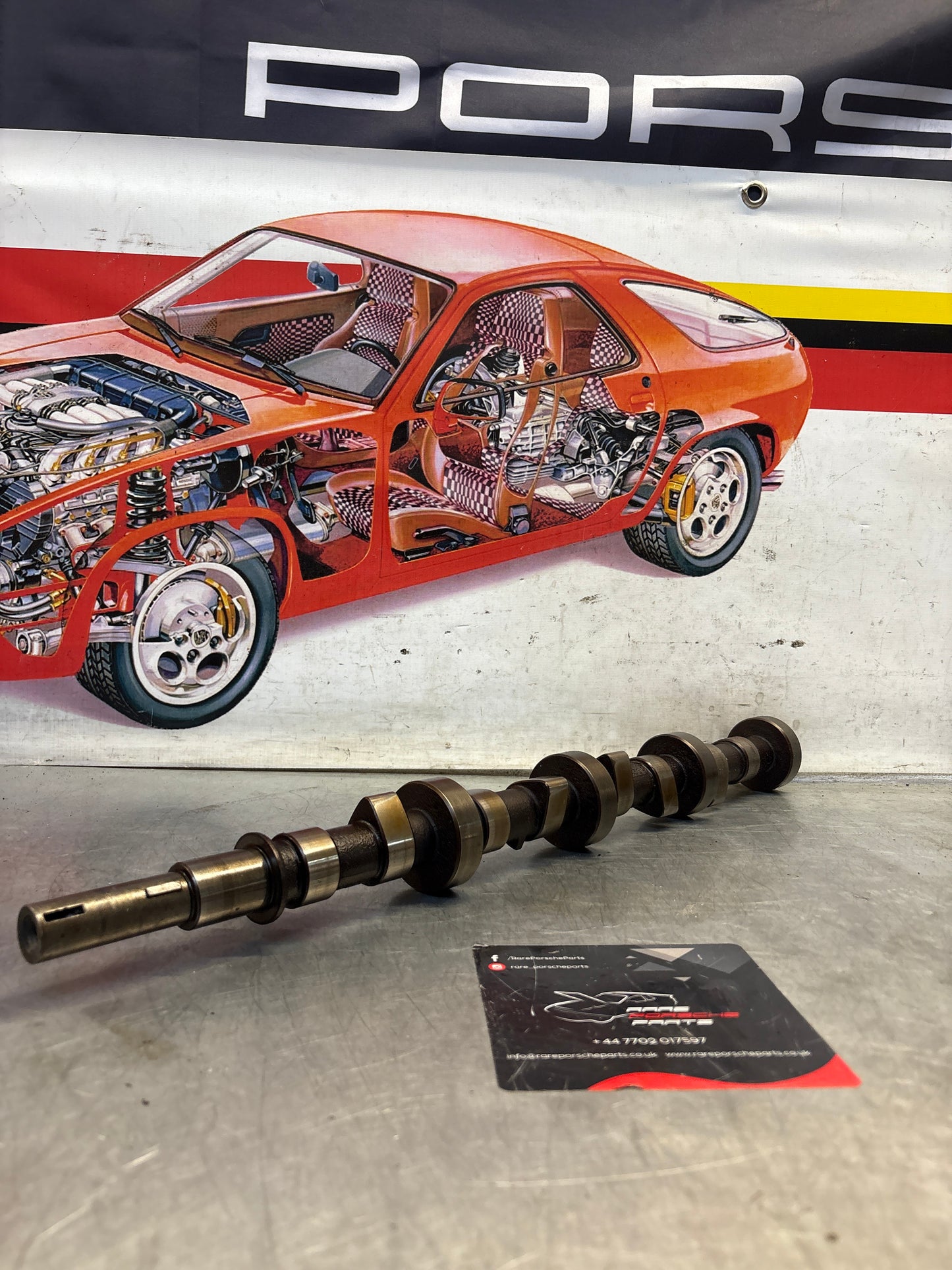 Porsche 928 cam shaft, used 9281051563R