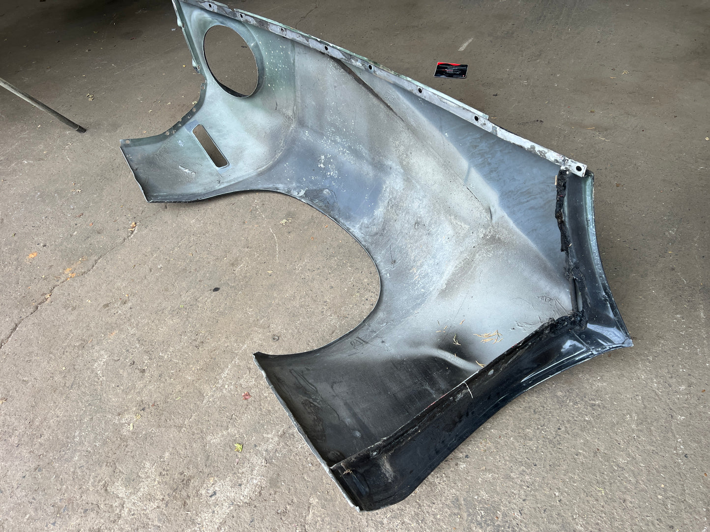 Porsche 928 -87 front right wing, used 92850301202