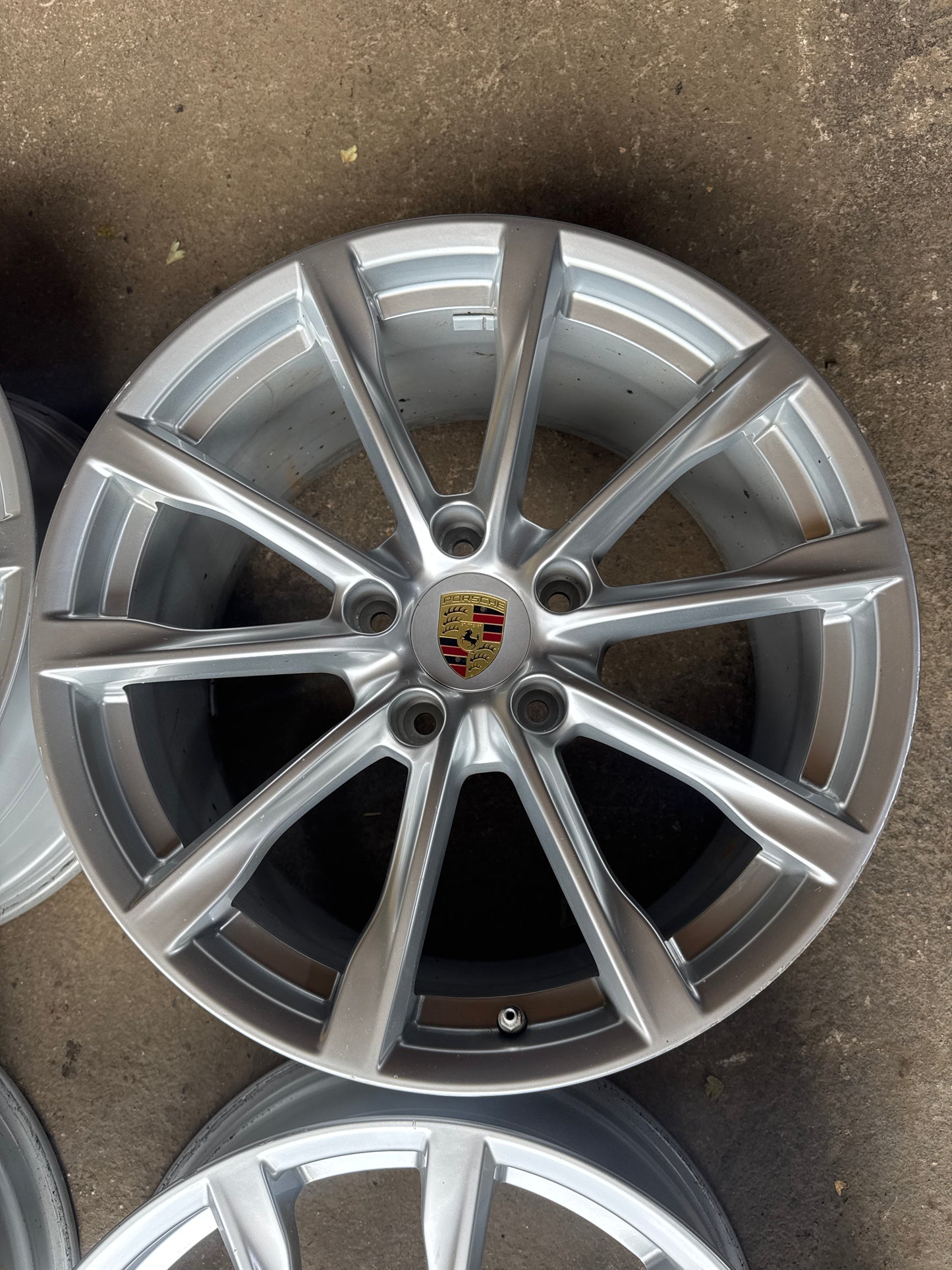 Set of Porsche Boxster 982 19” Wheels, used 982601025 982601025A