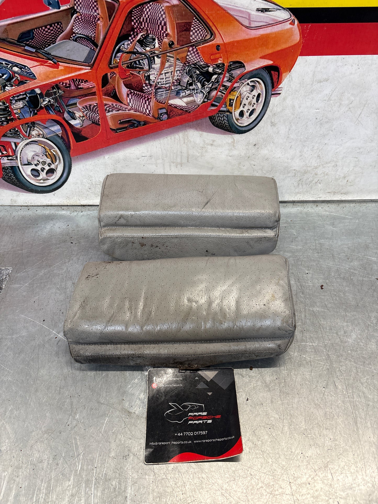 Porsche 928 rear left seat upper and middle cushion, leather, grey, used 92852204550 / 92852208751