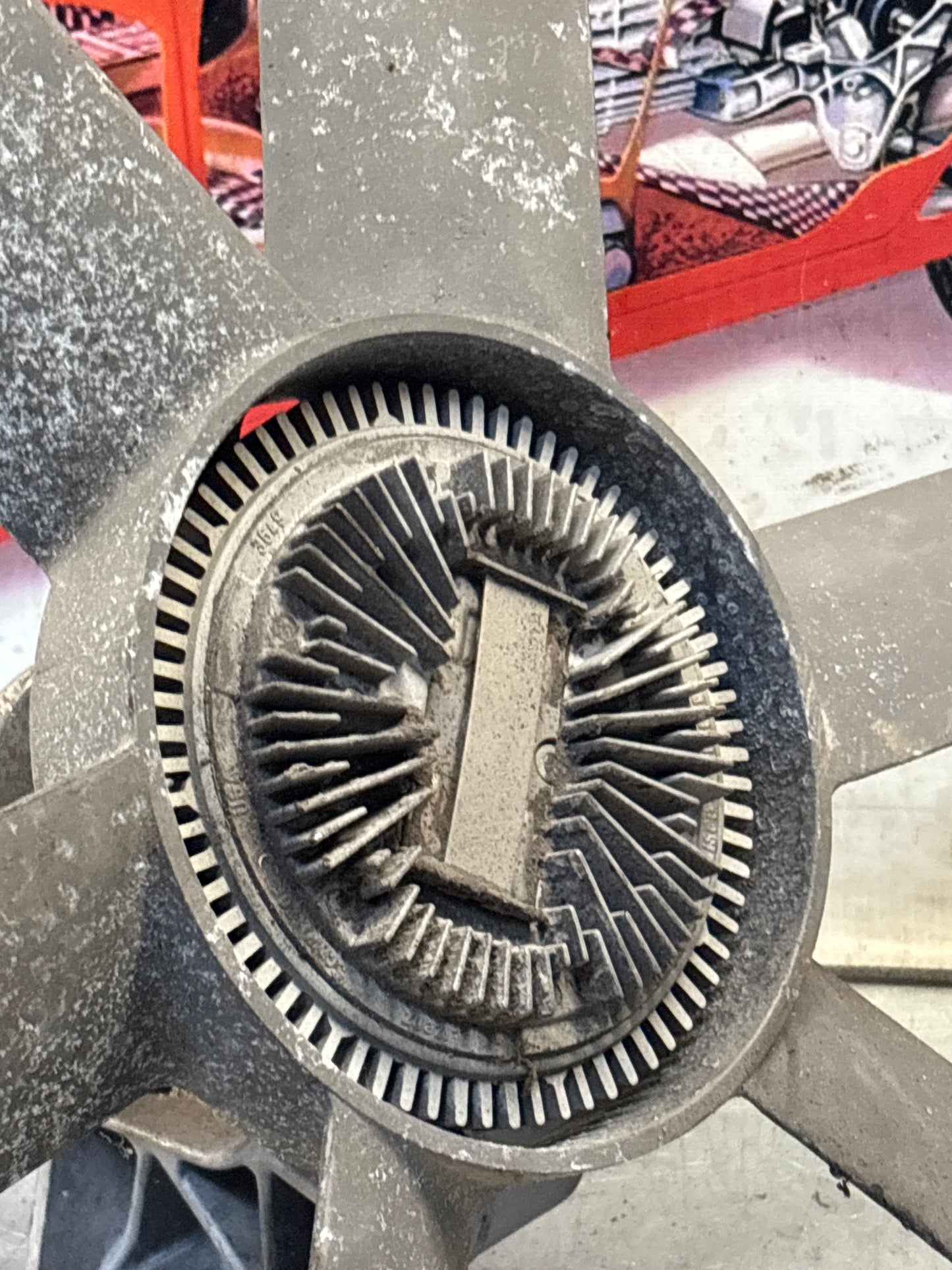 Porsche 928 Engine cooling viscous fan with bracket used 92810613701, 9281061101R