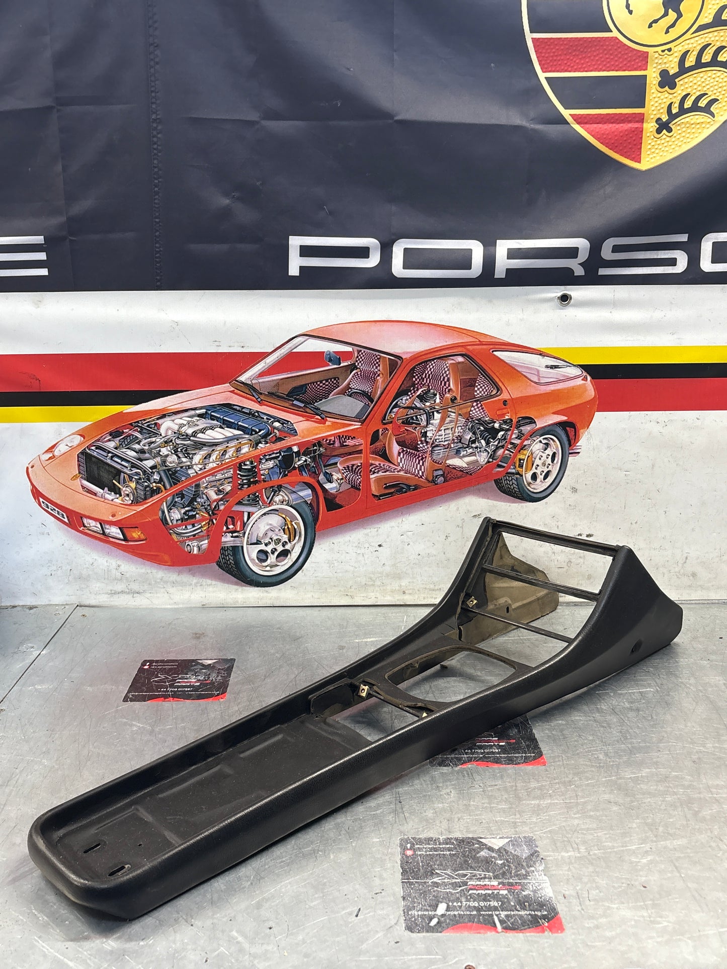 Porsche 944 centre console black 94455205100 used