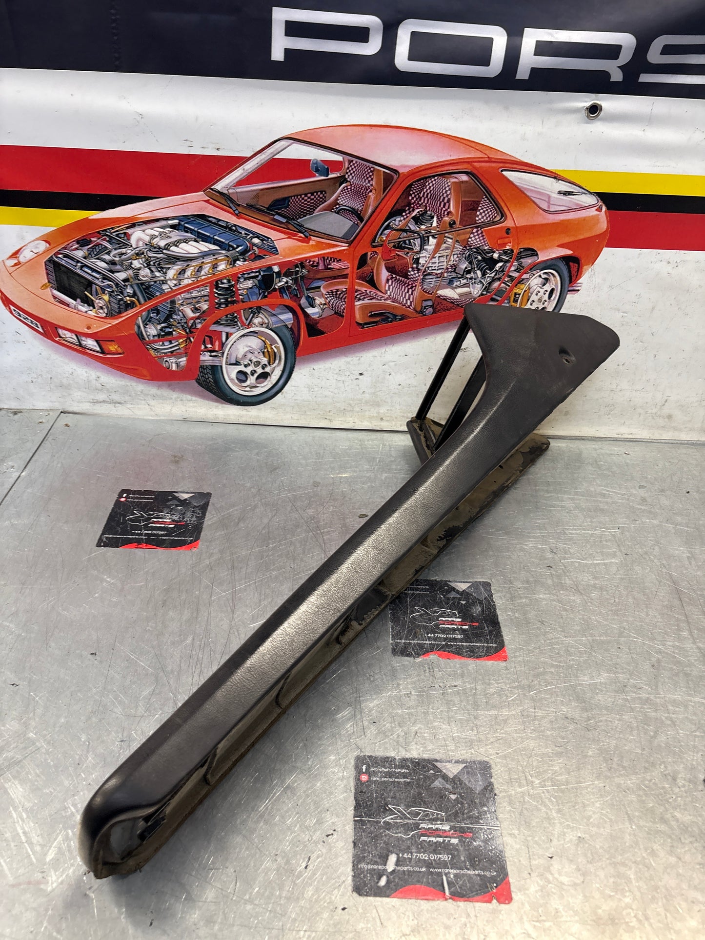 Porsche 944 centre console black 94455205100 used