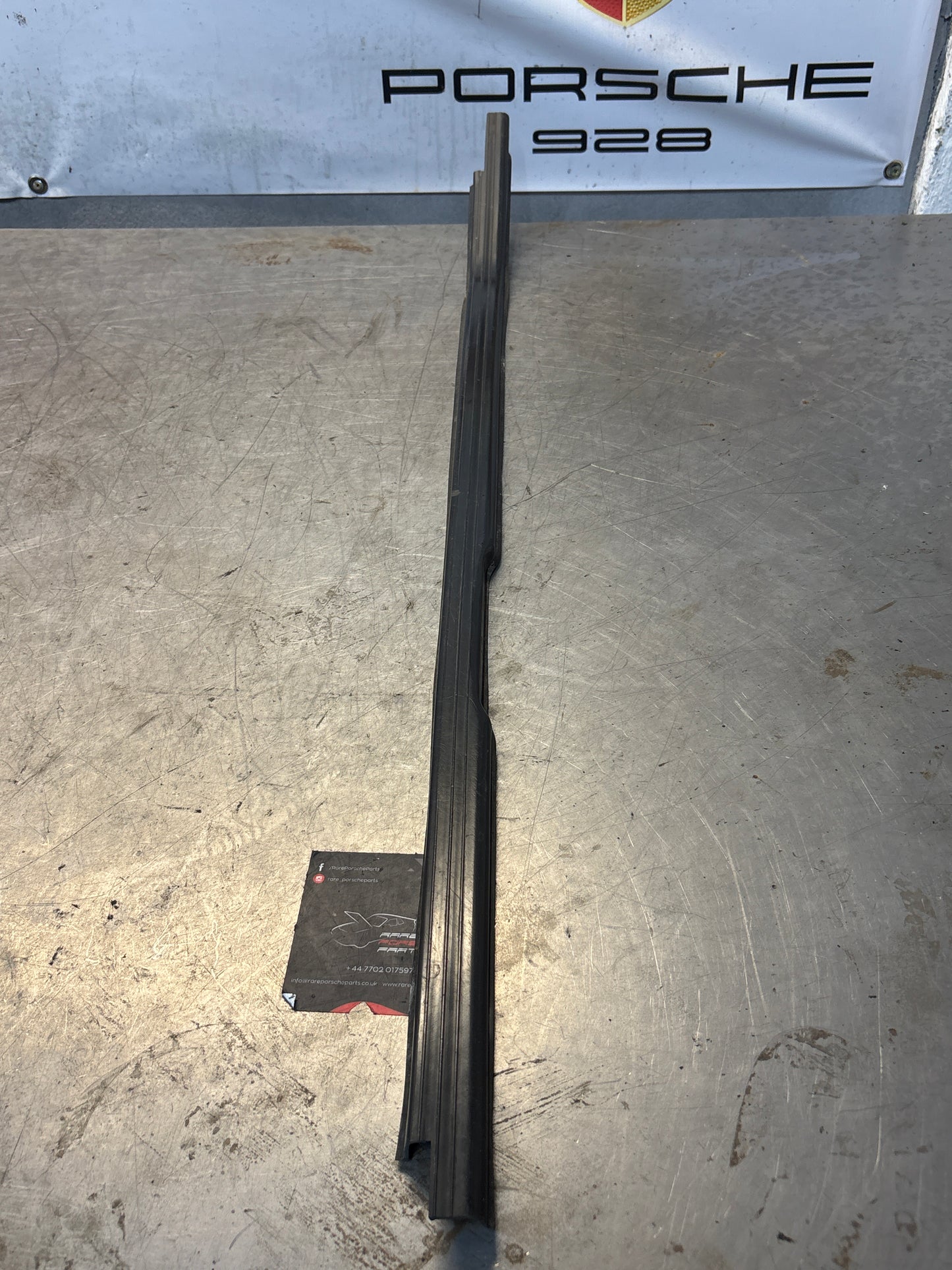 Porsche 944 85.5- right sill trim, used 94455112200