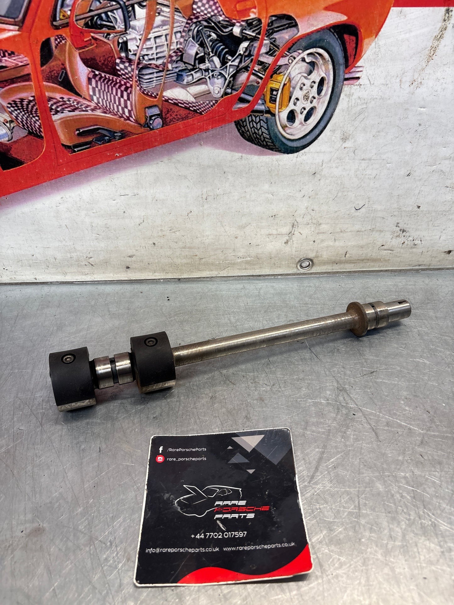 Porsche 944 balance shaft, used 94410220107 / 94410292300 / 94410202301