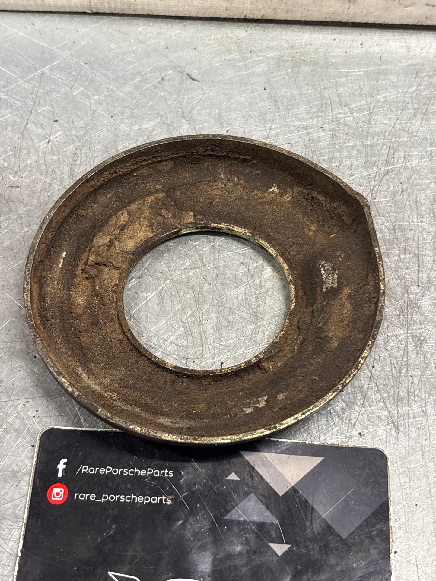 Porsche 928 Suspension ring plate, used 92833352102