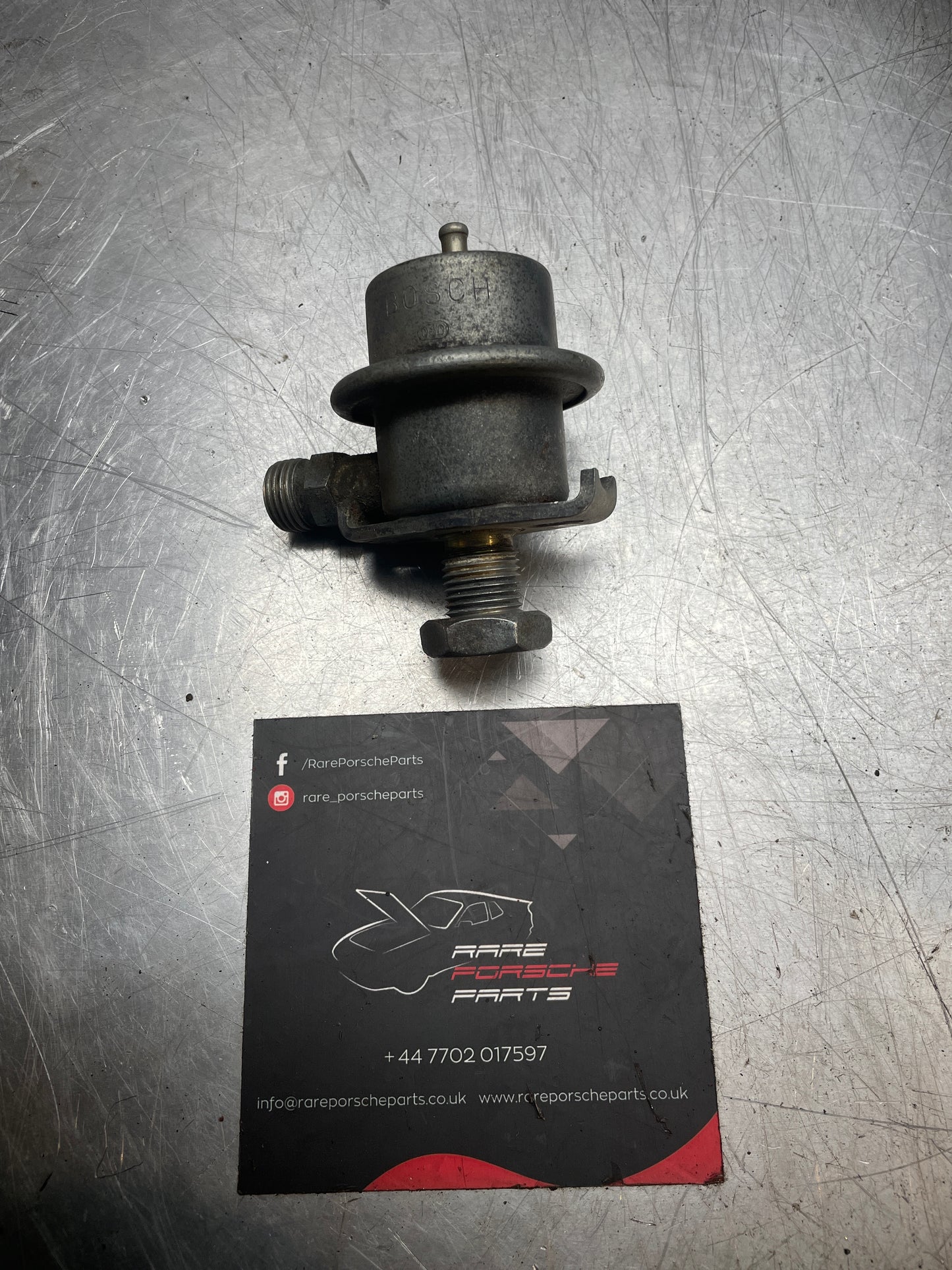 Ammortizzatore di pressione del carburante Porsche 944, usato 0280161036