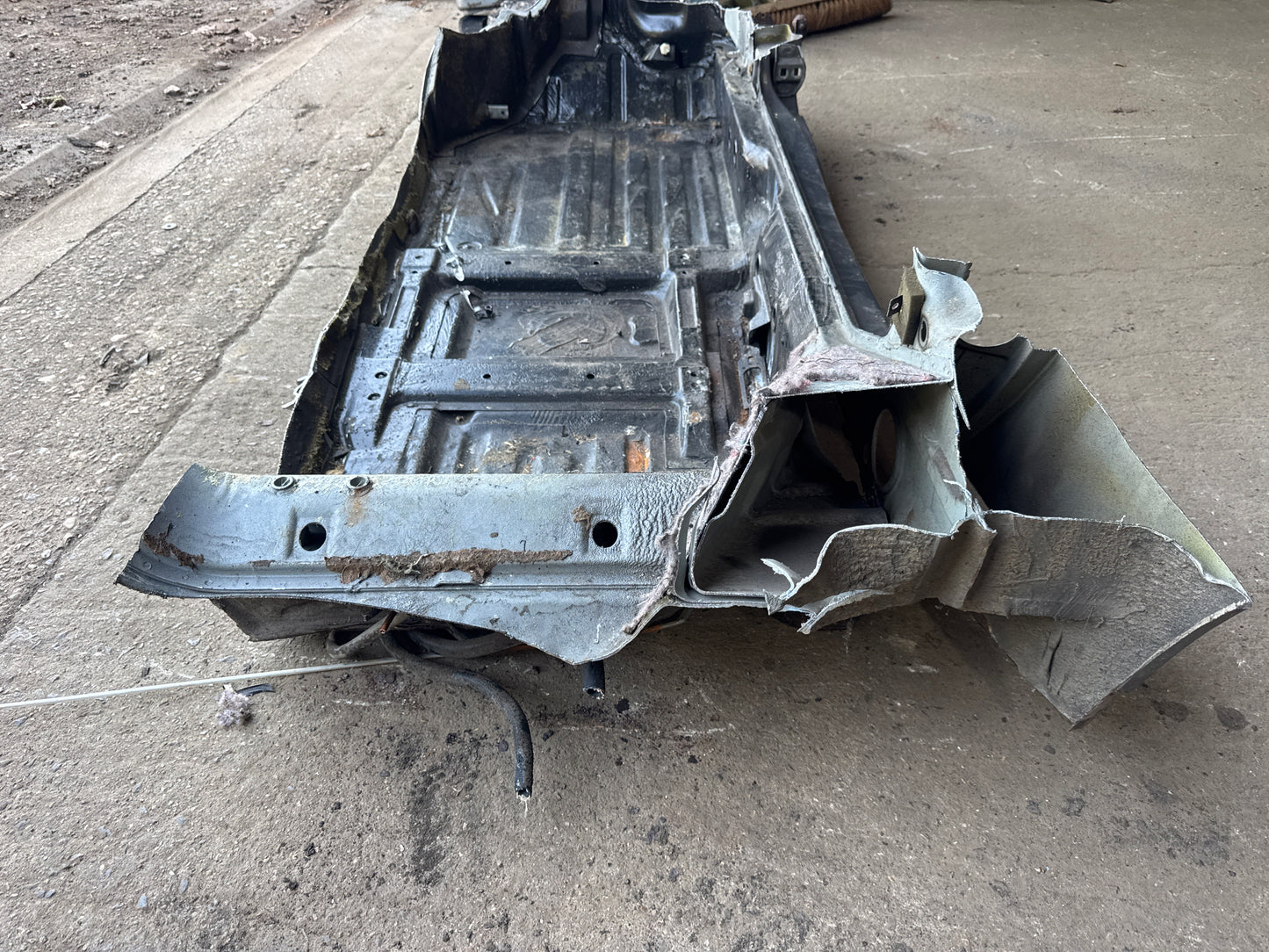 Porsche 944 S2 floor pan right side 94450150100 spares or repair