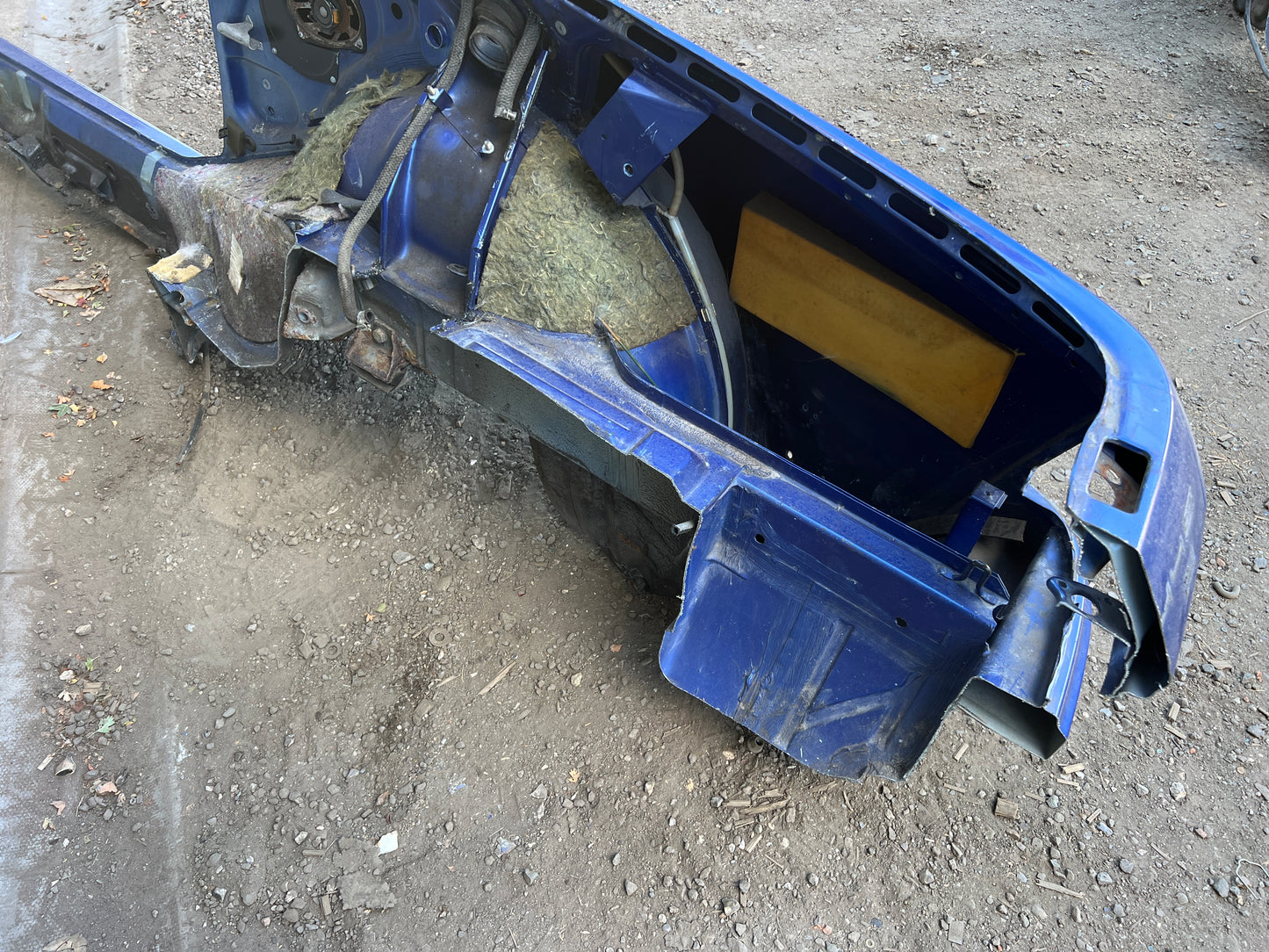 Porsche 944 S2 / Turbo 1991 Right side cut, rear fender with sill 94450390403 94450361200