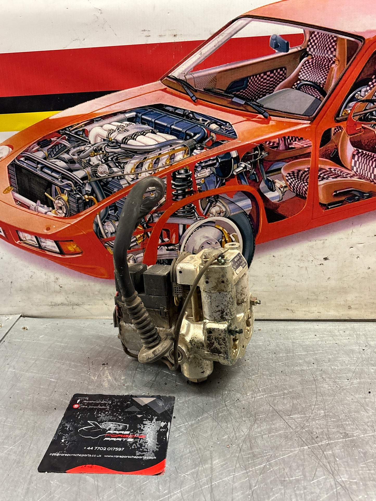 Porsche 944 Turbo Bosch ABS pump, used 0265200038 / 95135511303