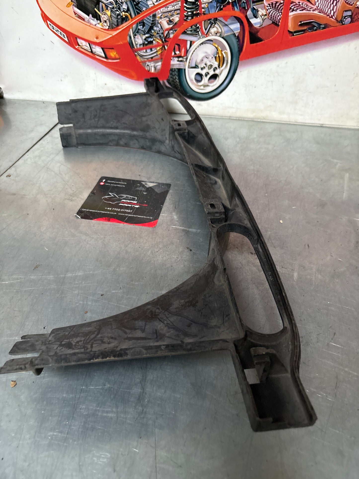 Porsche 928 S2 Upper Cooling Fan Shroud 92810626102 Top Fan Shroud