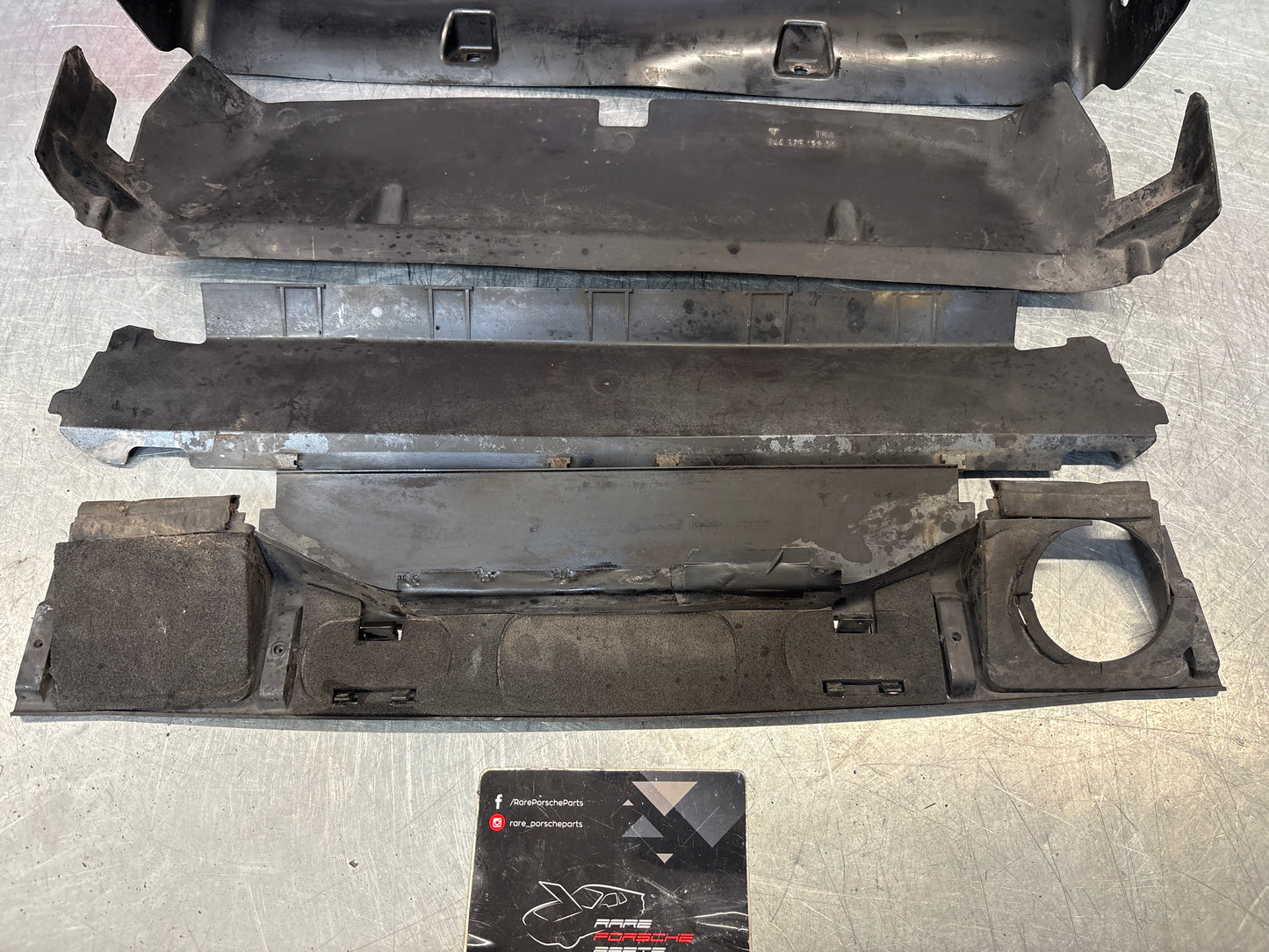 Porsche 944 S2 / turbo front air duct Kit used