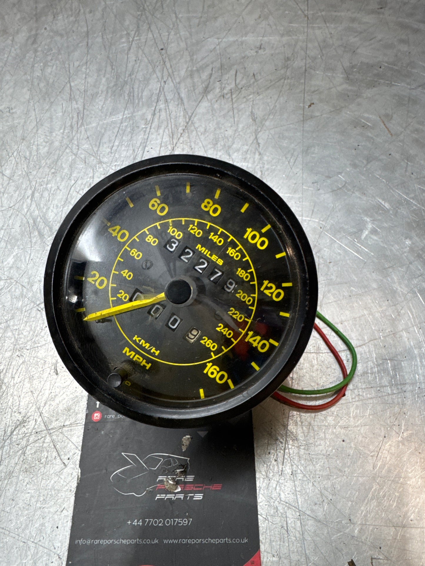 Porsche 944 speedometer showing 32279 miles 94464103600 used