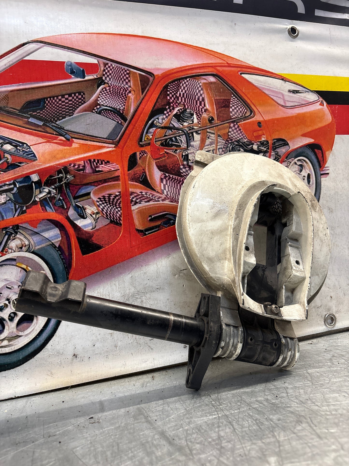 Porsche 928 right headlight swivel frame 92875024902 92875024302 used