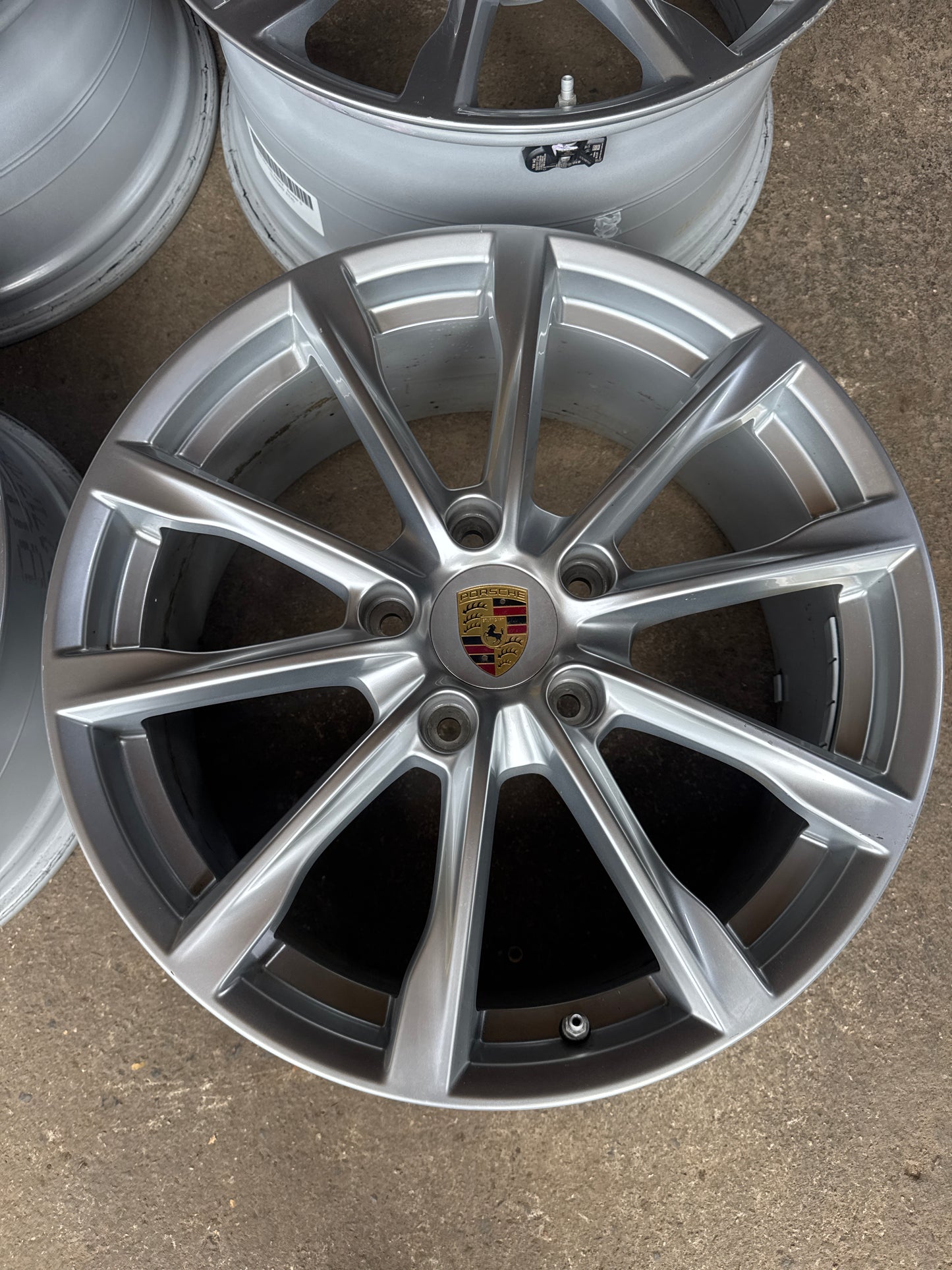 Set of Porsche Boxster 982 19” Wheels, used 982601025 982601025A