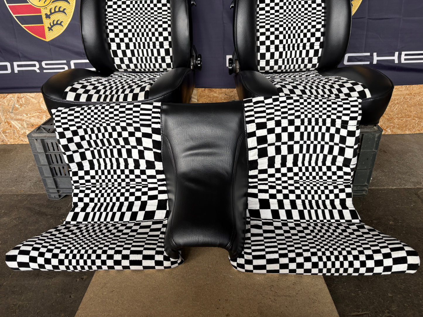 Porsche 924 944 set of seats, Pascha, refurbished, front and rear seats