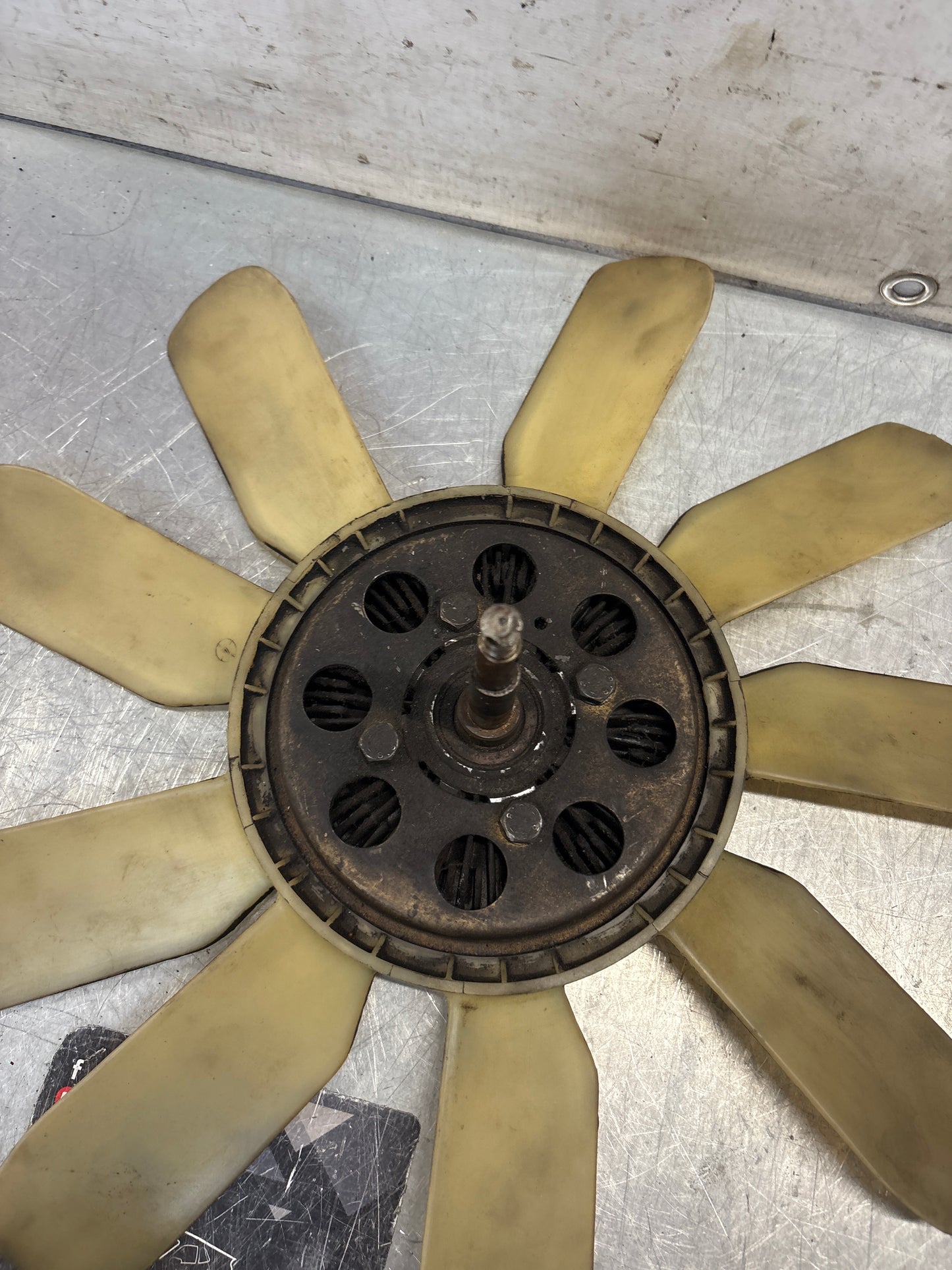 Porsche 928 late engine cooling fan clutch, used 92810611205 / 92810613701