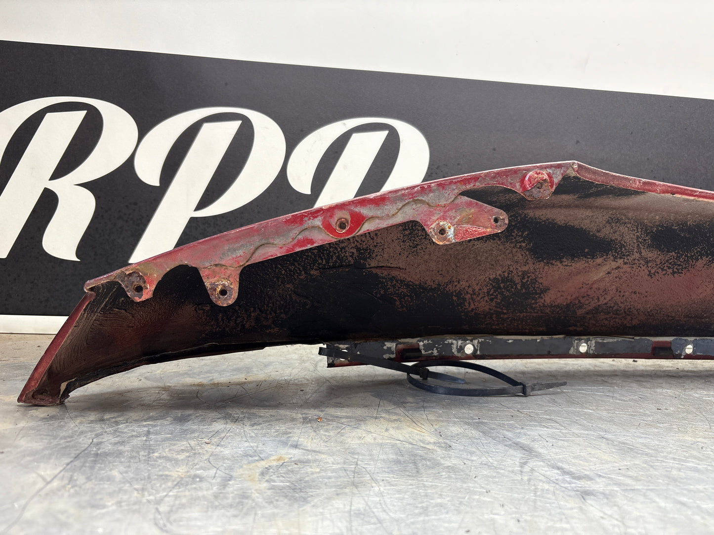 Porsche 944 early left front wing, please see photos, used