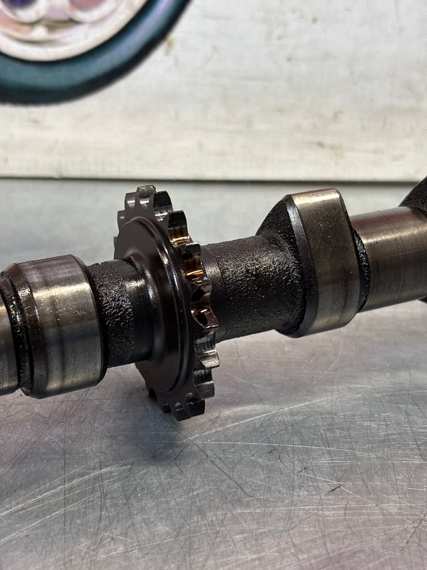 Porsche 928 S3 M28.45/46 engine Camshaft, exhaust side, cylinder 1-4, used 9281052935R / 92810529308