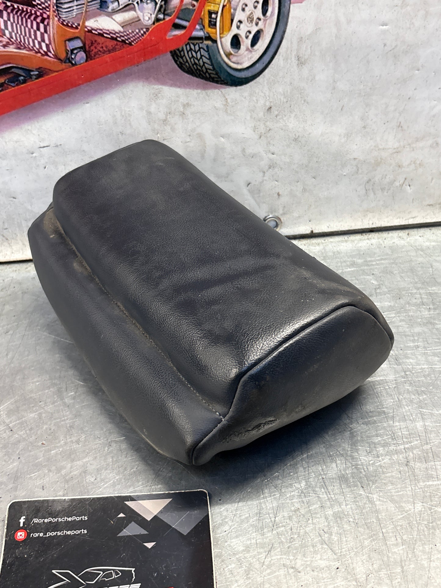 Porsche 928 rear left seat centre cushion,blue, leather, used 92852208751