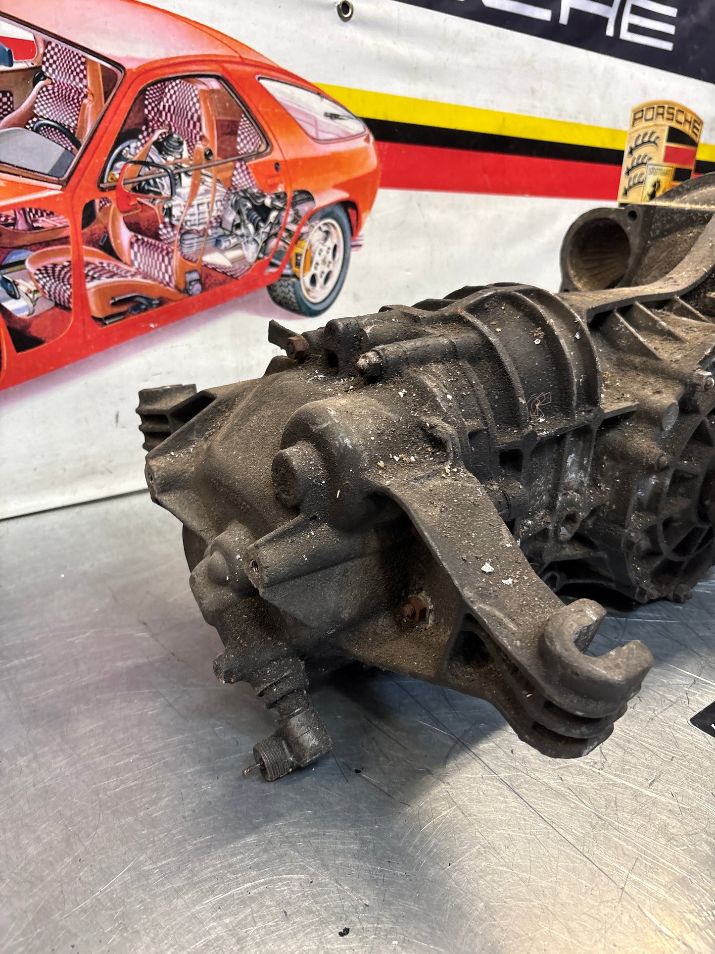 Porsche 914 transmission, used, for spares or repair unknown condition HA0053330