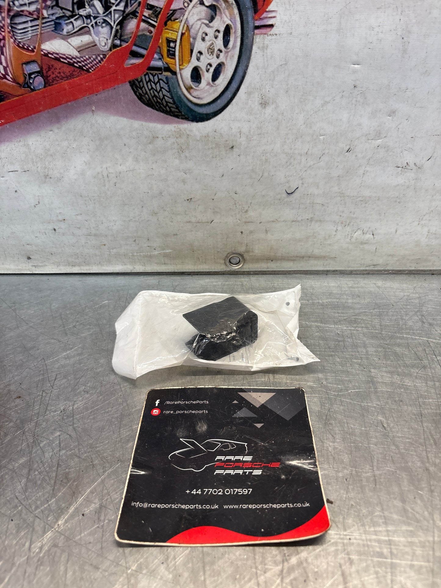 Porsche 944 inc Turbo front tow eye lug cap cover genuine 95150534900