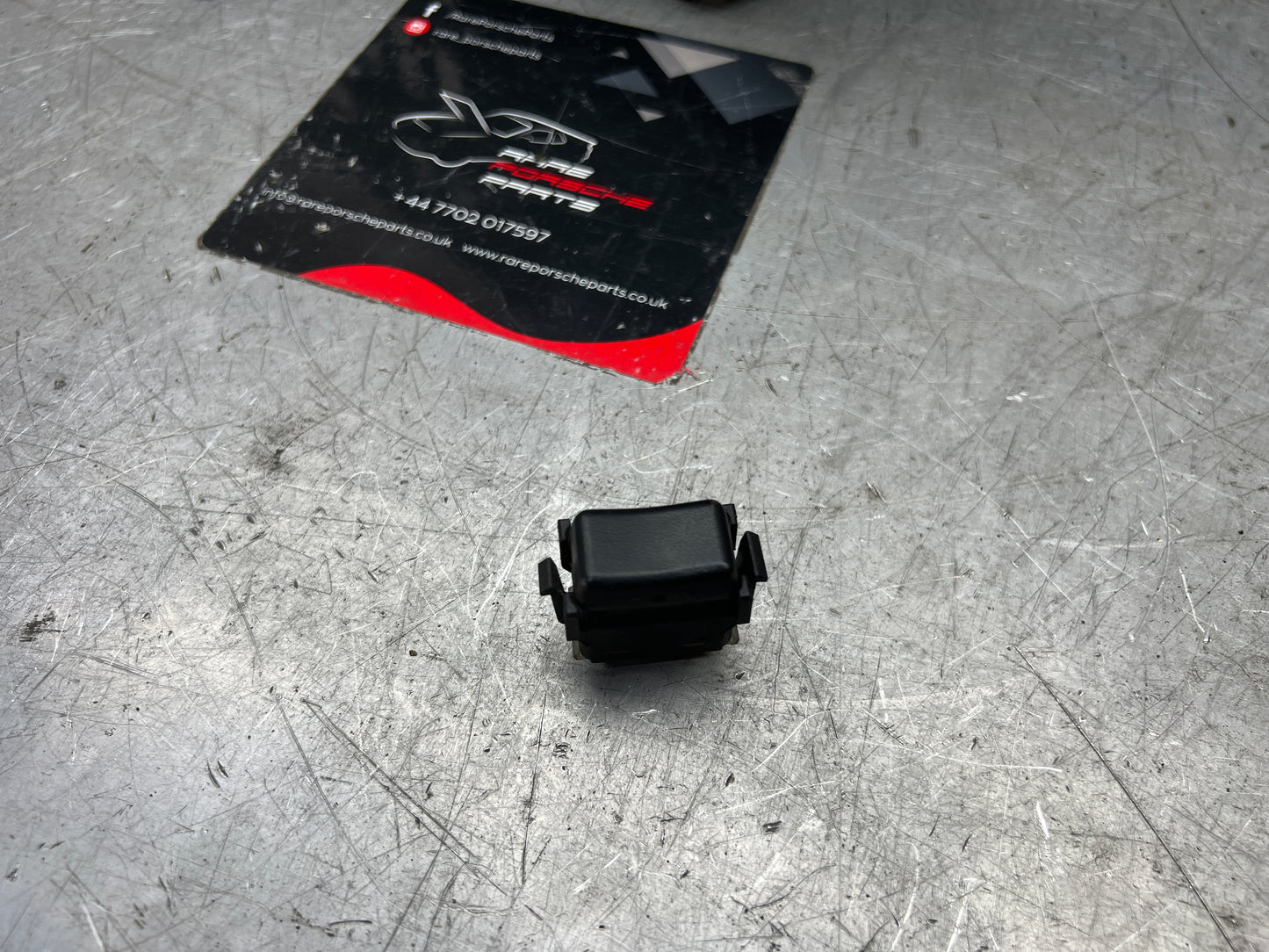 Porsche 928 door mirror changeover switch used 92861324000