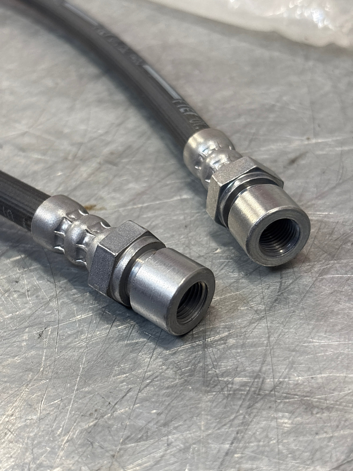 2x Brake hose for Porsche 924S 944 FTE 412mm