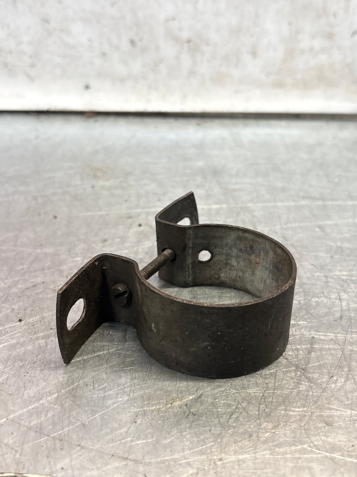 Porsche 911 930 / 944 ignition coil clamp, used 94460211700