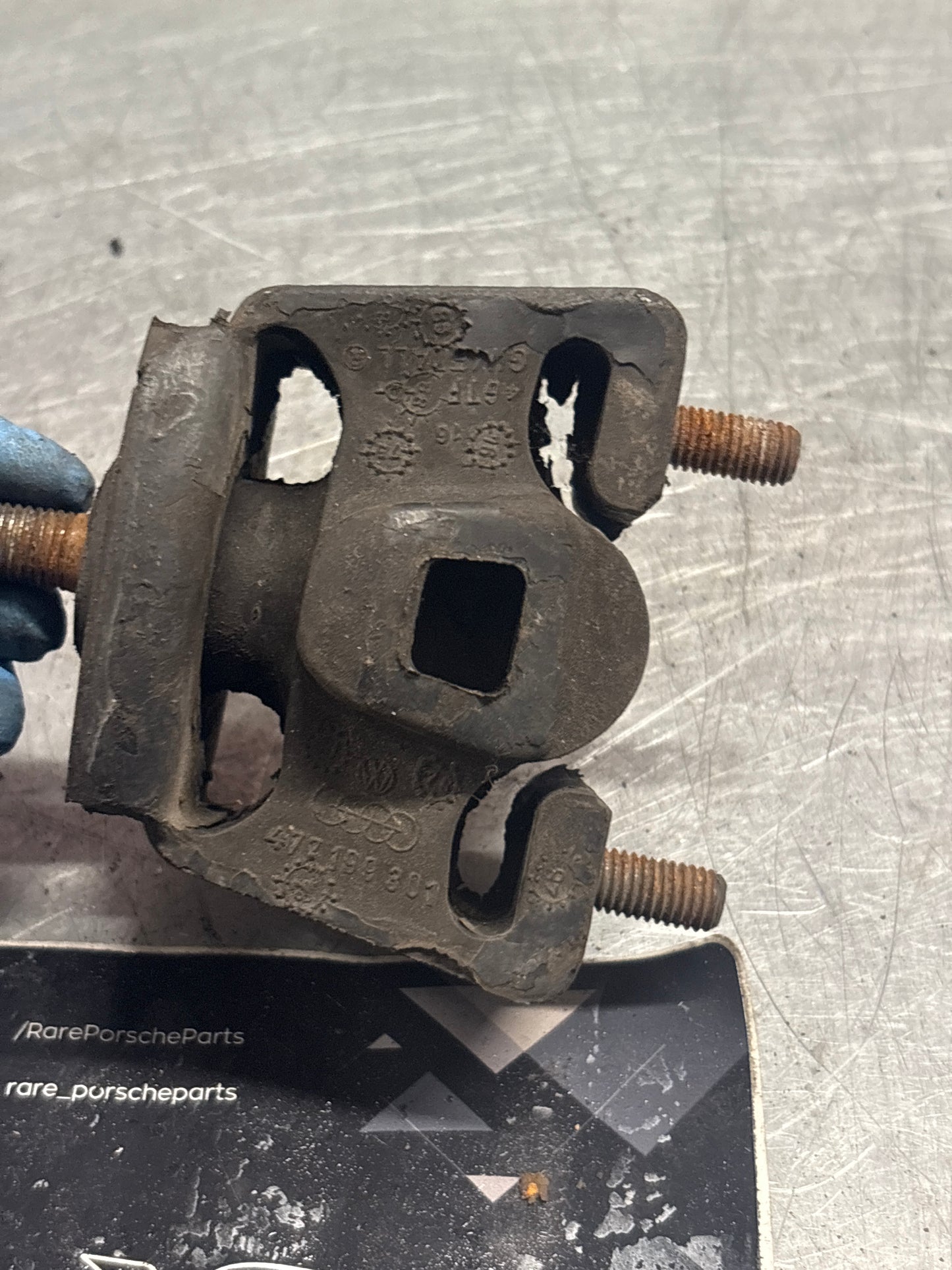 Porsche 924 Rubber engine mount, used. 477199301 / 477199301A