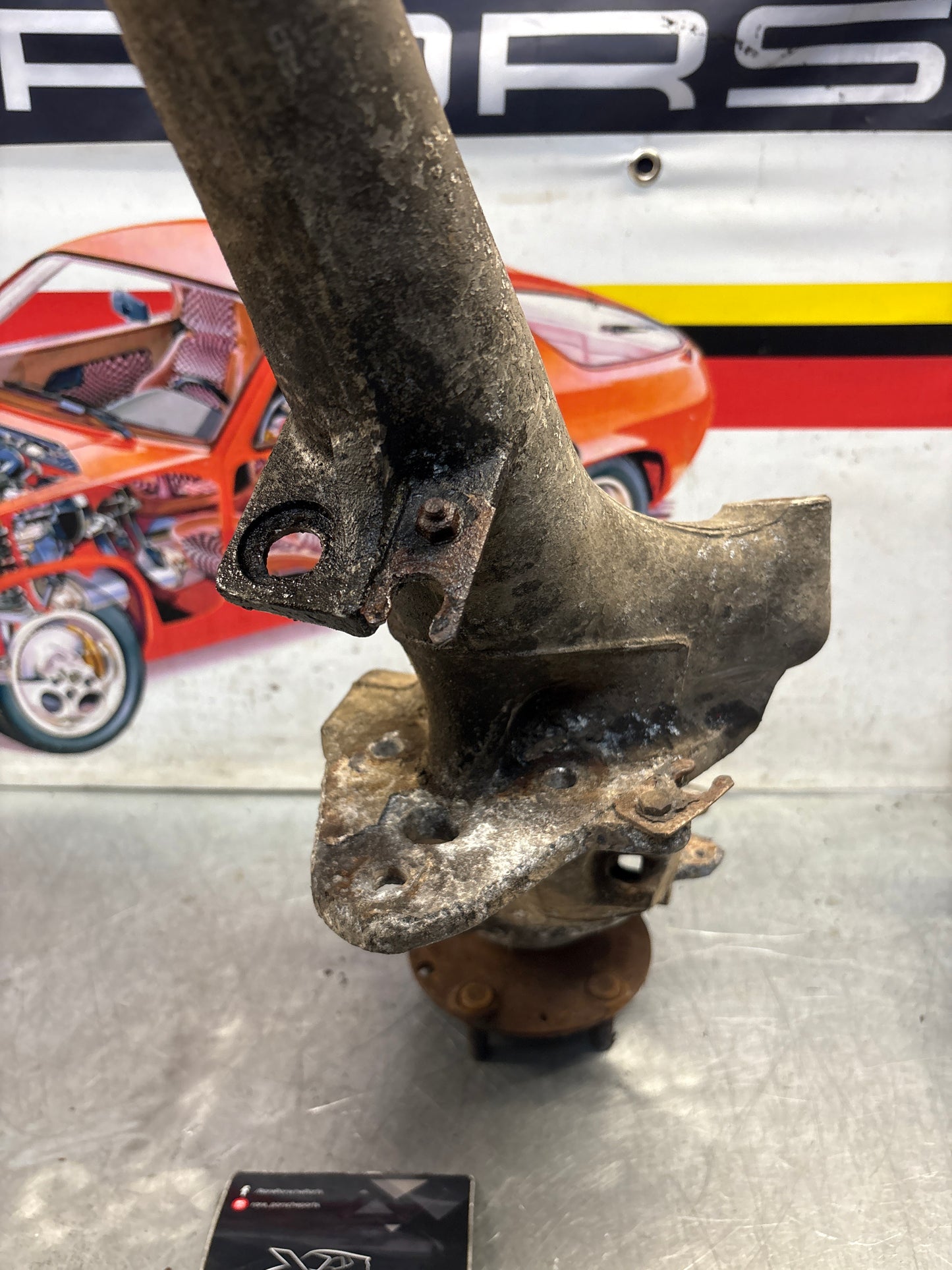 Porsche 944 alloy rear right trailing arm, used 95133151405 / 9513315144R used, with hubs