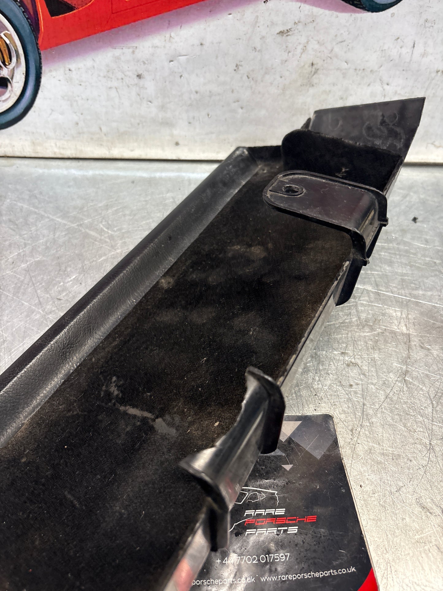 Porsche 928 under glove box shelf, black 92855207702 LHD only, for spares or repair