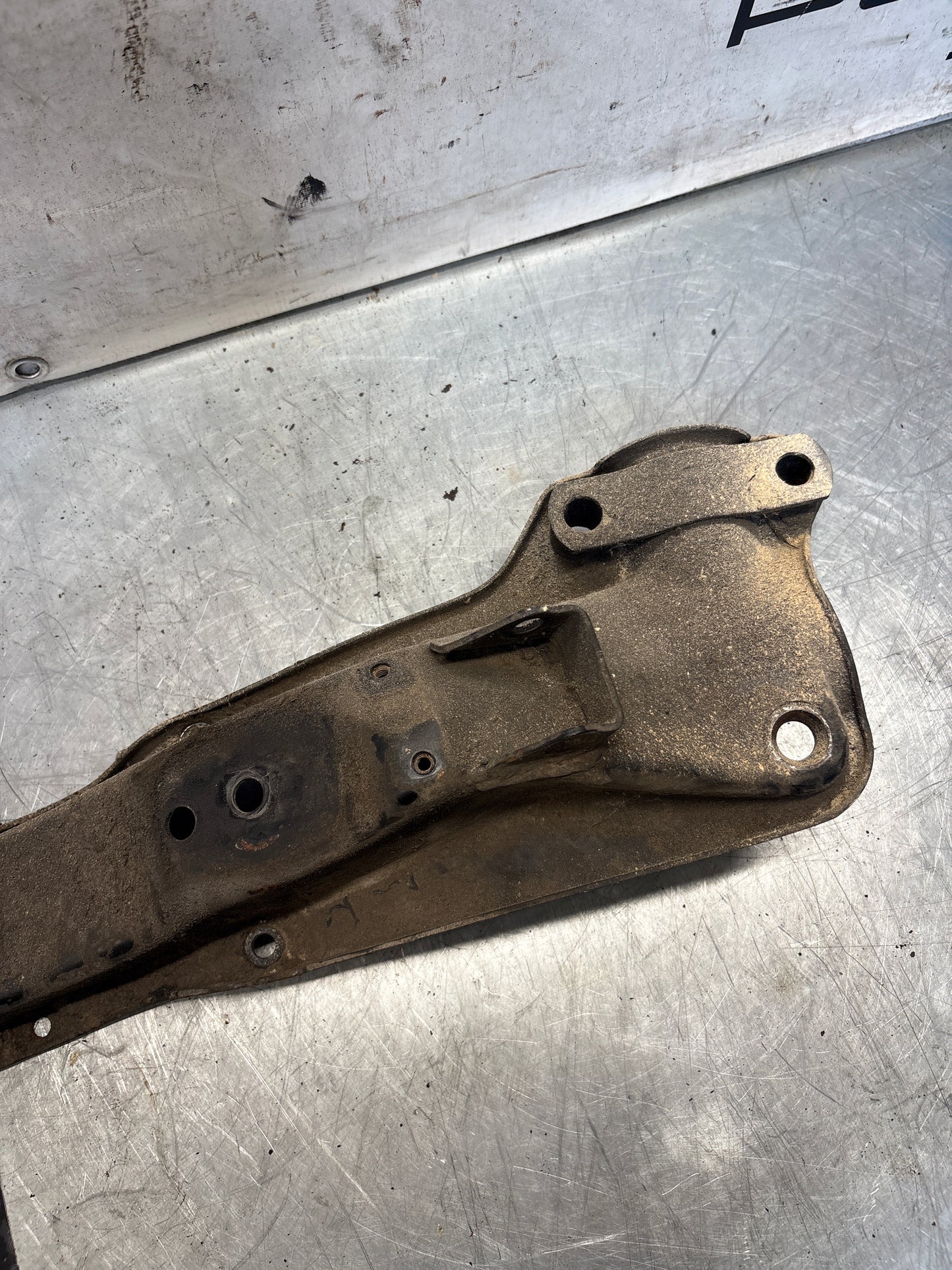 Porsche 928 82-85 engine mount, used 92837501106