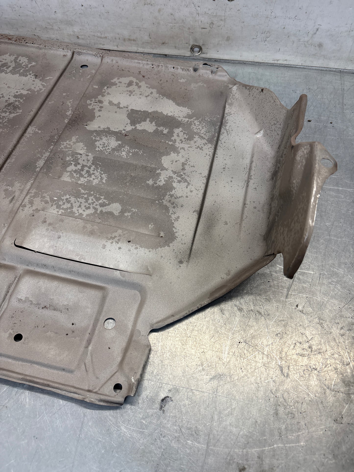 Porsche 924 early steel engine tray / belly pan / undertray used 477407583C refurbished