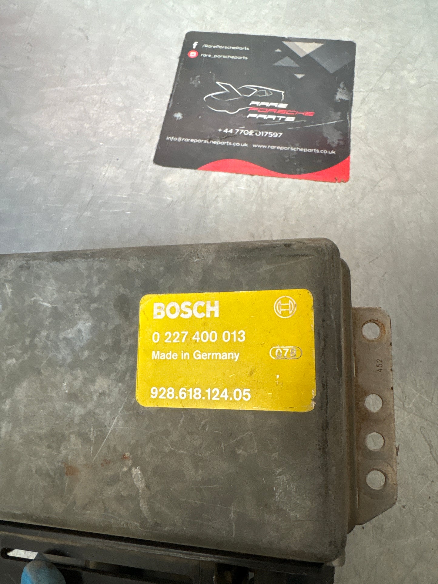Porsche 928 ignition control unit, used, 92861812405 / 0227400013
