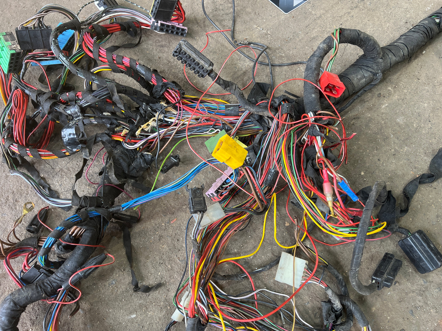 Porsche 928 S4 dash interior wiring loom 92761200320 used spare or repairs