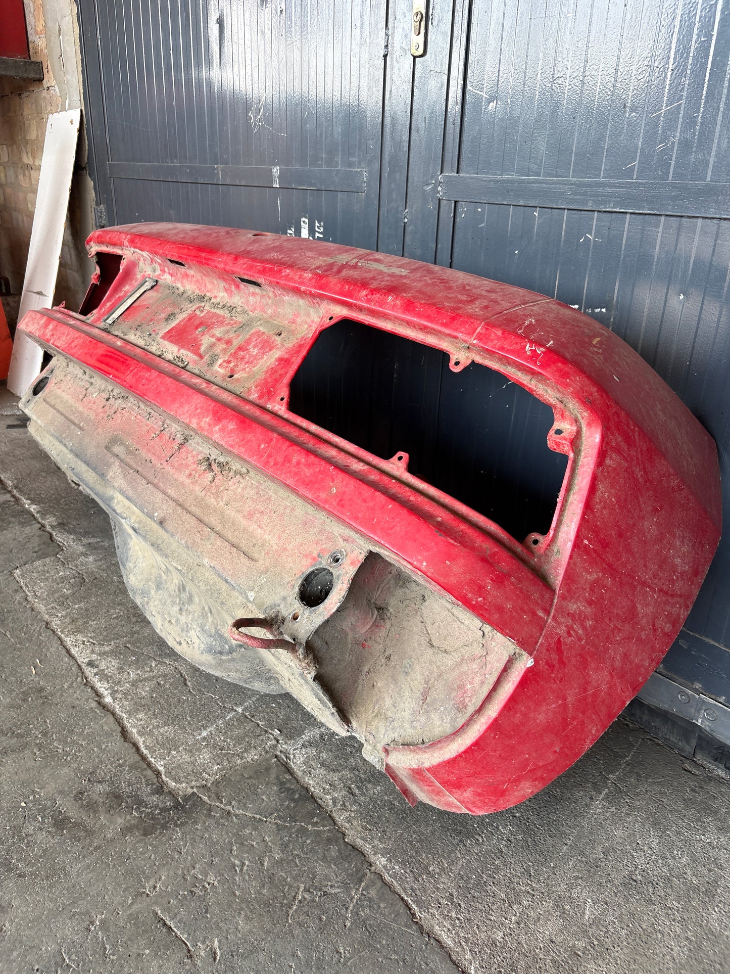 Porsche 924 rear end cut 94450303701, used