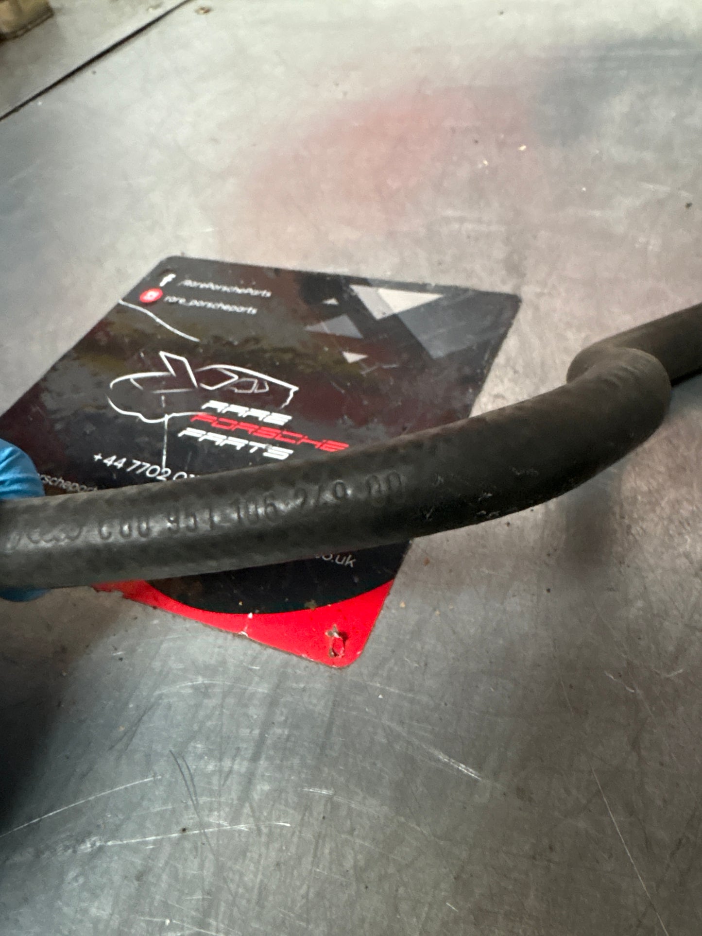 Porsche 944 S2 Turbo / 968 Expansion Tank to Radiator Hose 95110624900, used