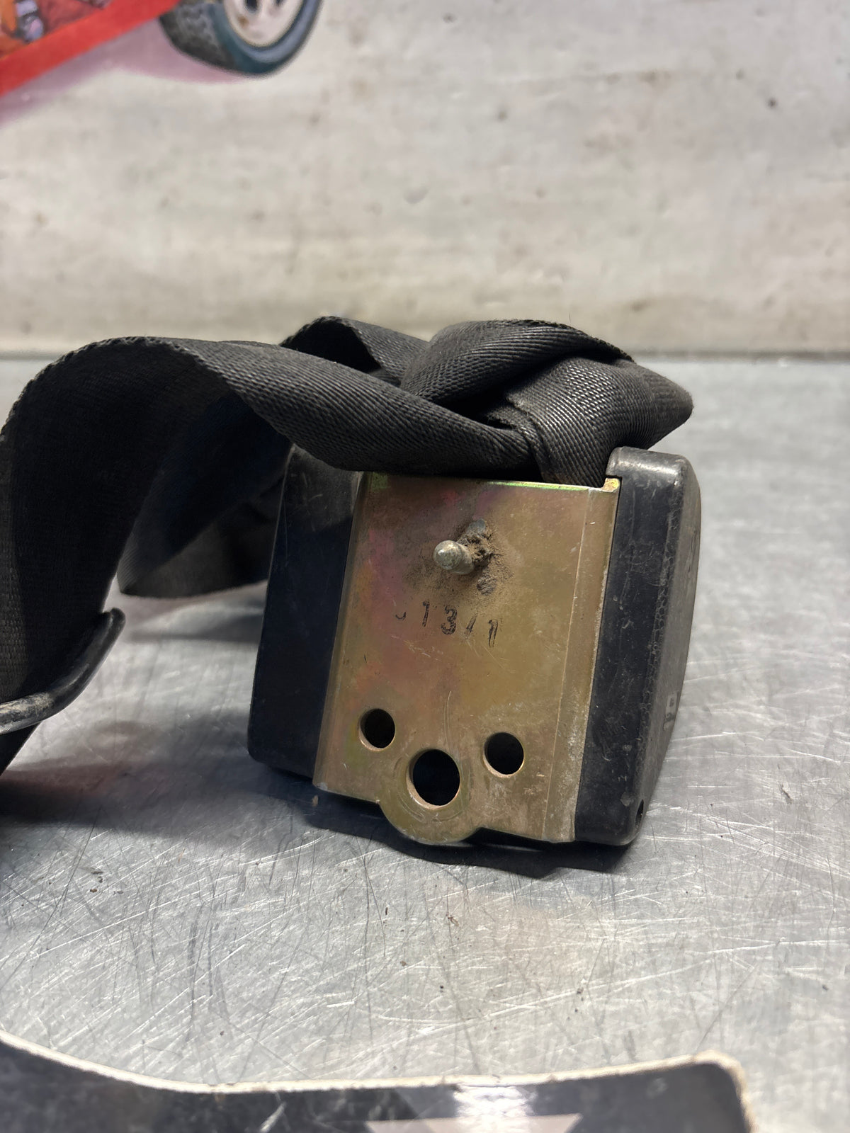 Porsche 914 right side seat belt, used 91480318210