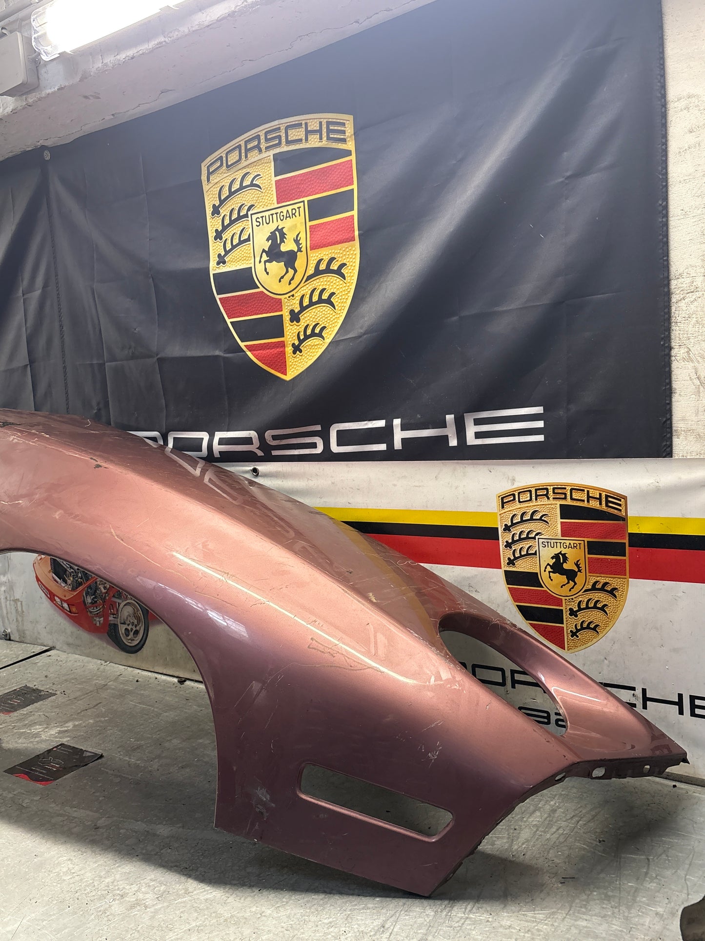 Porsche 928 S4 GT front right wing, used, 92850301211