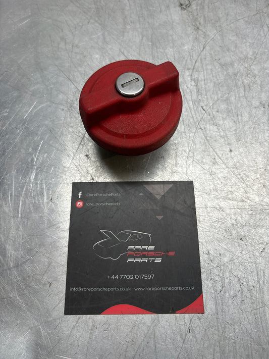 Porsche 924/944 red fuel cap, without key, used 477201061 older type