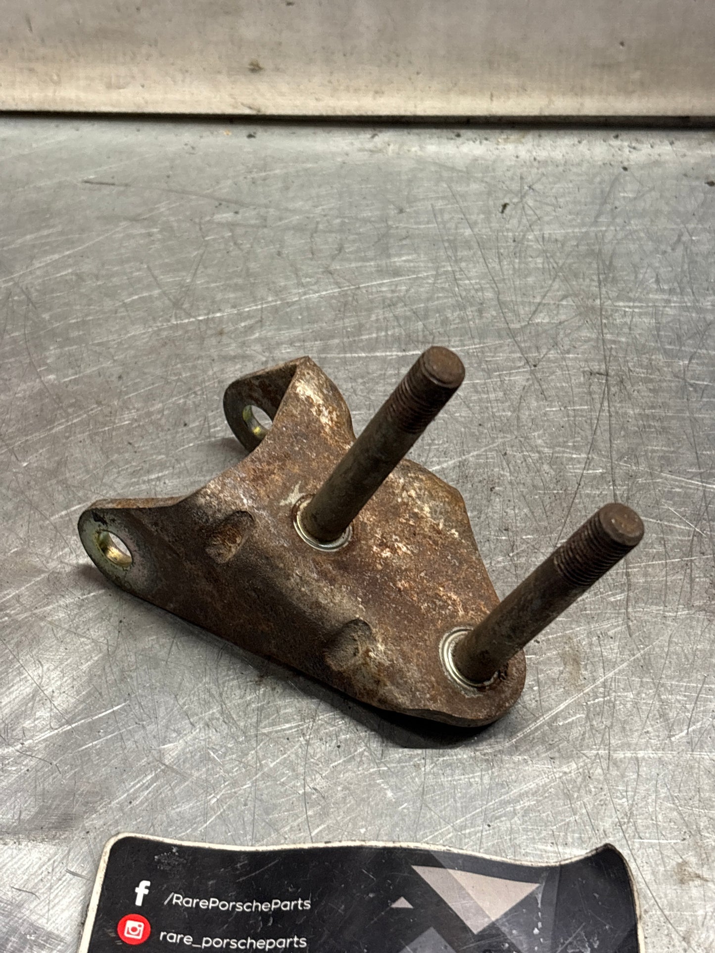 Porsche 928 Wishbone stabilizer bracket, right, used 92834109206